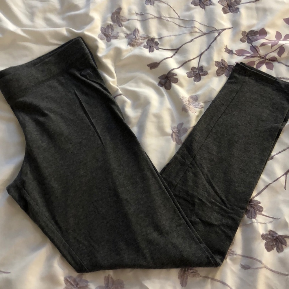 VS Pink Gray Leggings Size L NWOT